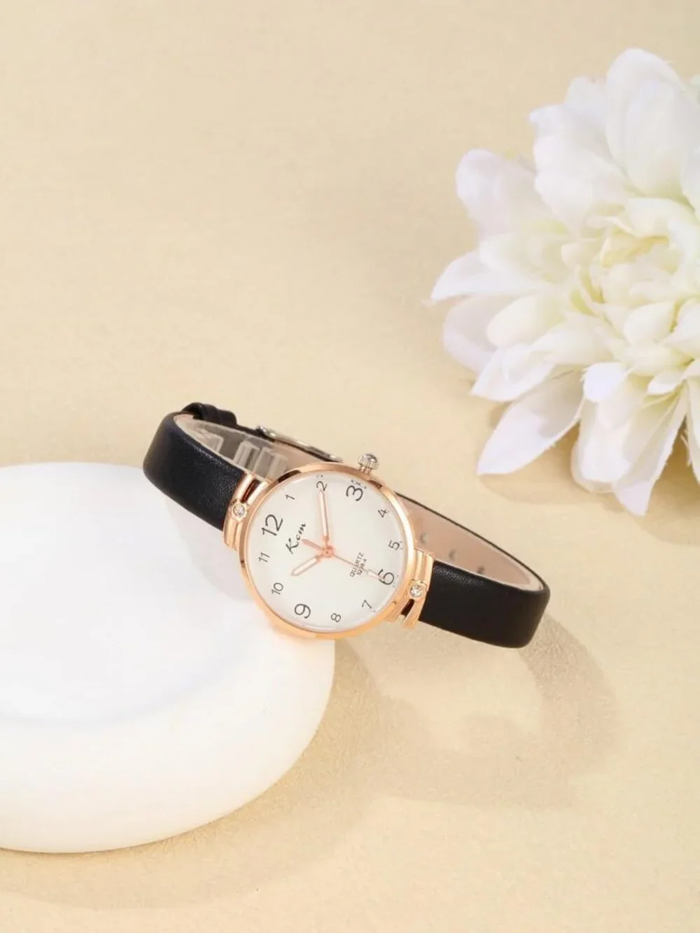 Women's Black Analog Quartz Classic Round Case PU Leather Casual Wrist Watch